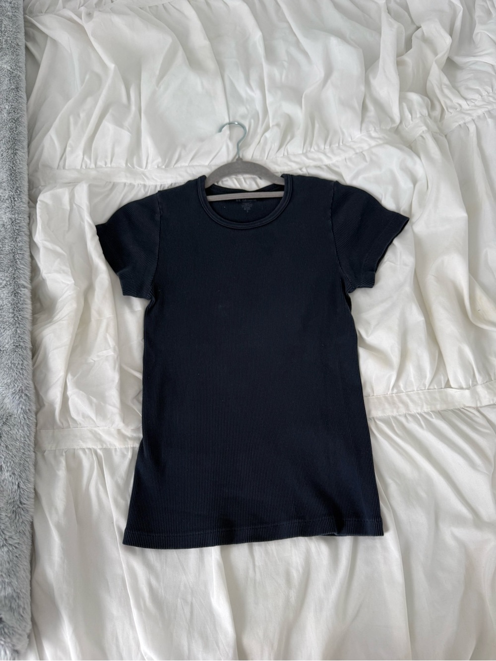Brandy Melville Navy Ribbed Short Sleeve Tee
